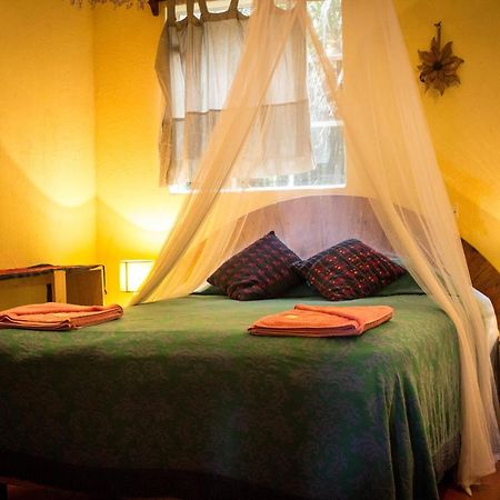 Hotel Y Restaurante La Casa Rosa サンタ・クルス・ラ・ラグナ エクステリア 写真