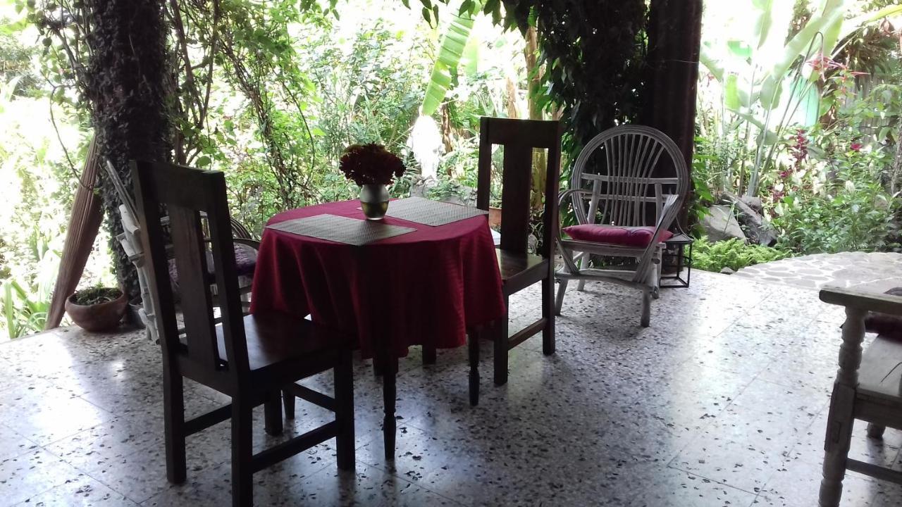 Hotel Y Restaurante La Casa Rosa サンタ・クルス・ラ・ラグナ エクステリア 写真